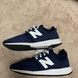 New balance 247 navy tennis shoes